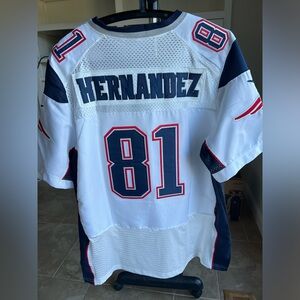 Aaron Hernandez 81 Patriots NFL Jersey size 44
